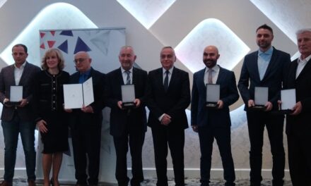 „STANDARD FURNITURE SERBIA“ ДОБИТНИК ГОДИШЊЕГ ПРИЗНАЊА ПРИВРЕДНЕ КОМОРЕ